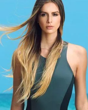 Oriana R.